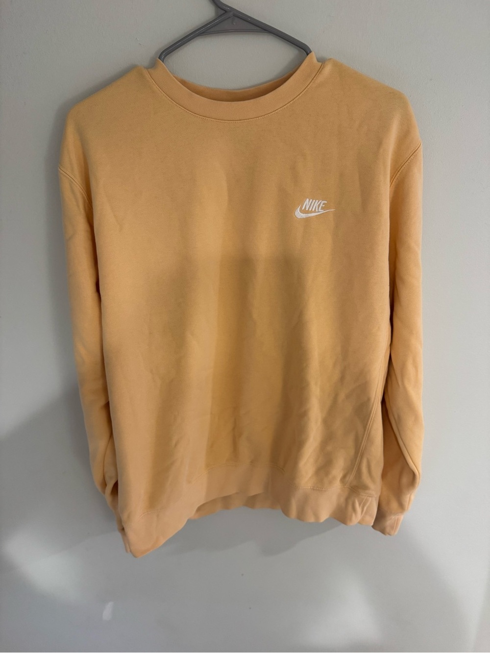 Nike Crewneck Sweatshirt - Peach